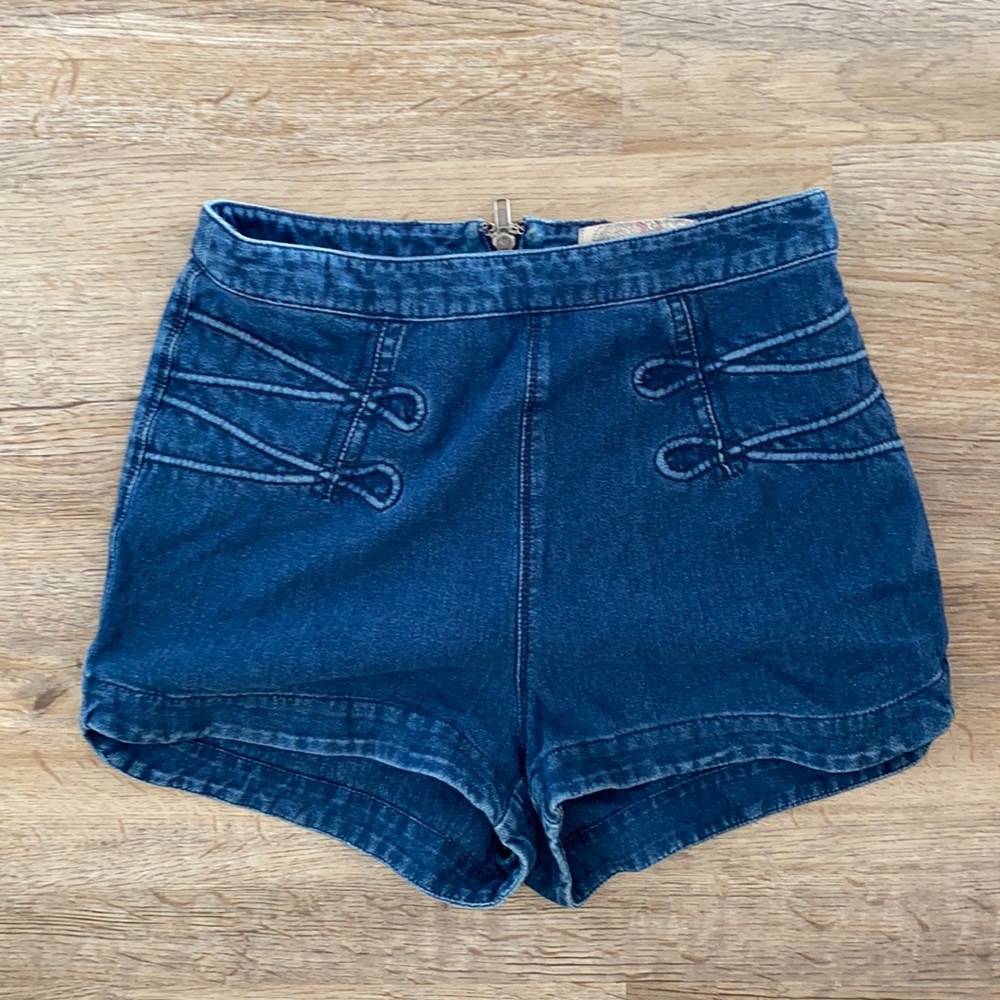 BOGO ⚡️ Urban outfitters High Waist Retro Denim Shorts